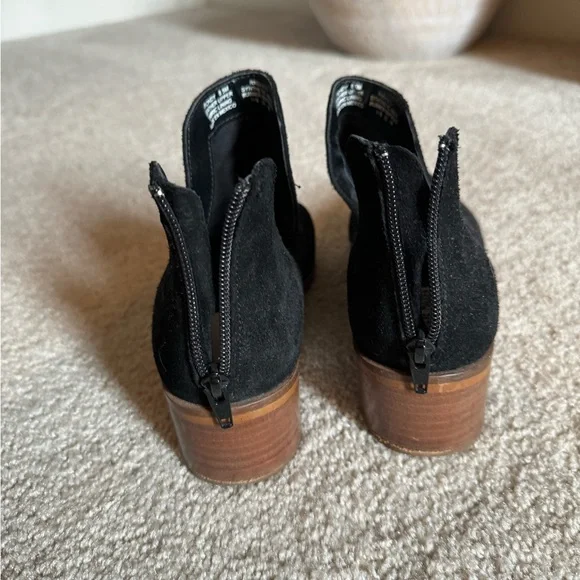 Steve Madden Lancaster Bootie - Picture 2 of 6